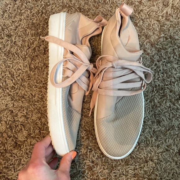 Steve Madden sneakers - Picture 3 of 9